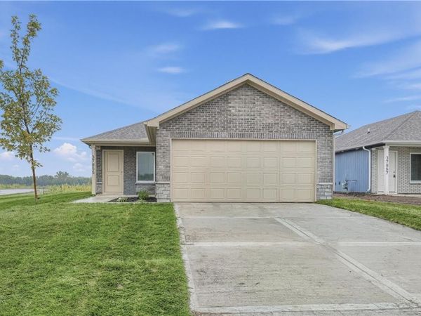 38011 W 207th Terrace, Edgerton, KS 66021