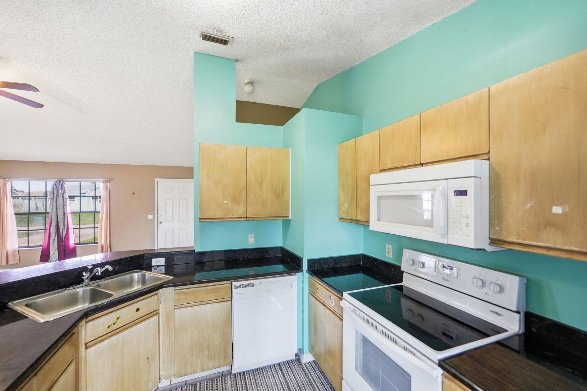 728 SW Hamberland Avenue, Port Saint Lucie, FL 34953 Photo