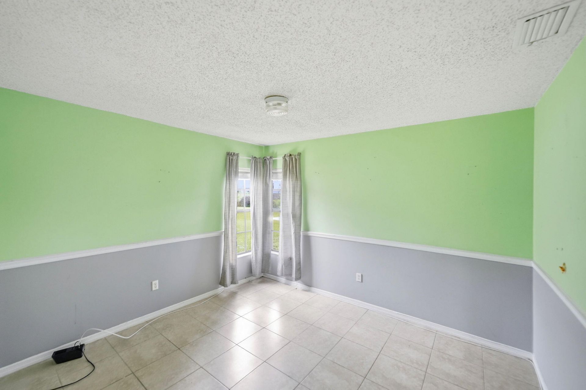 728 SW Hamberland Avenue, Port Saint Lucie, FL 34953 Photo