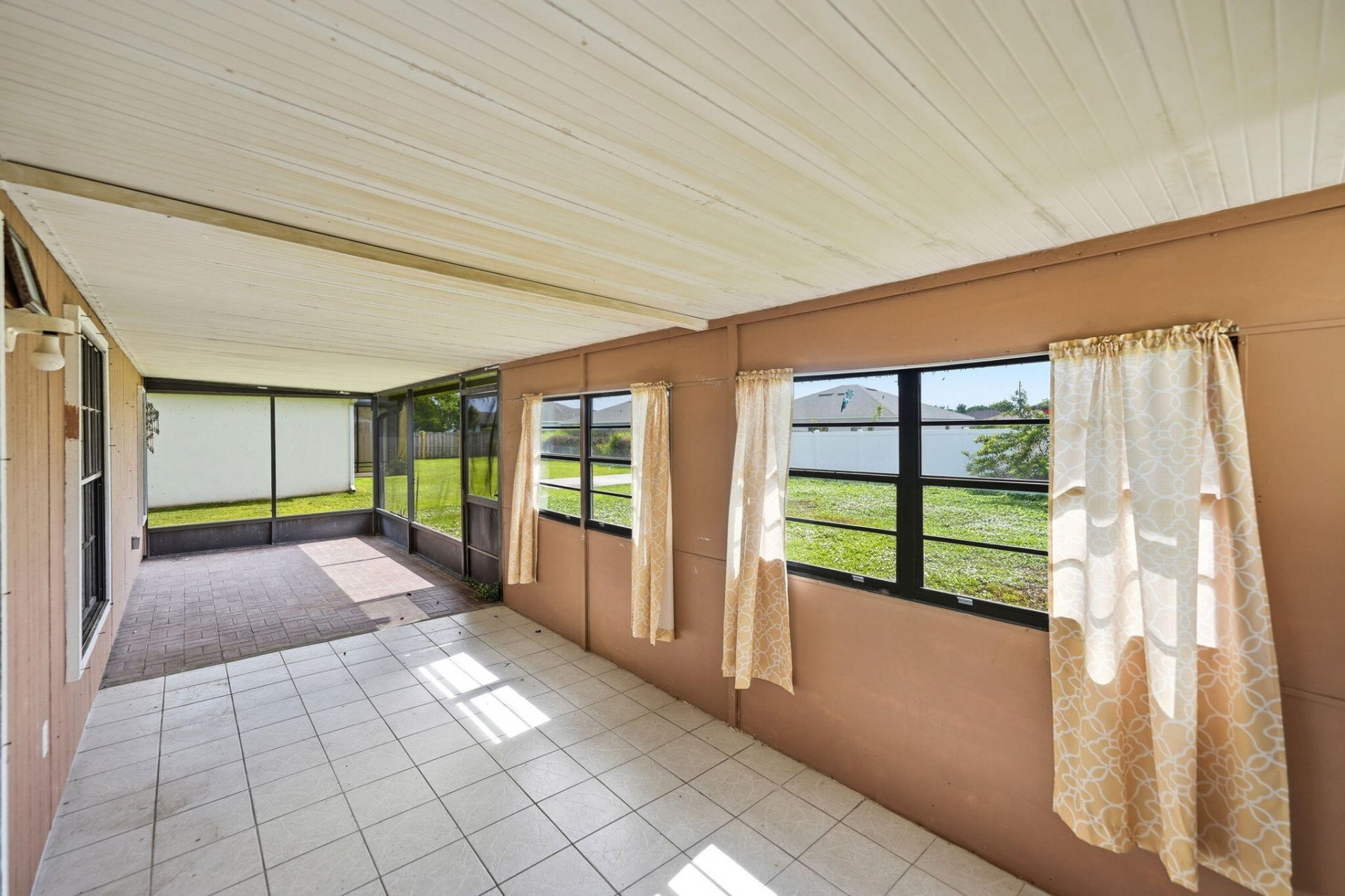 728 SW Hamberland Avenue, Port Saint Lucie, FL 34953 Photo