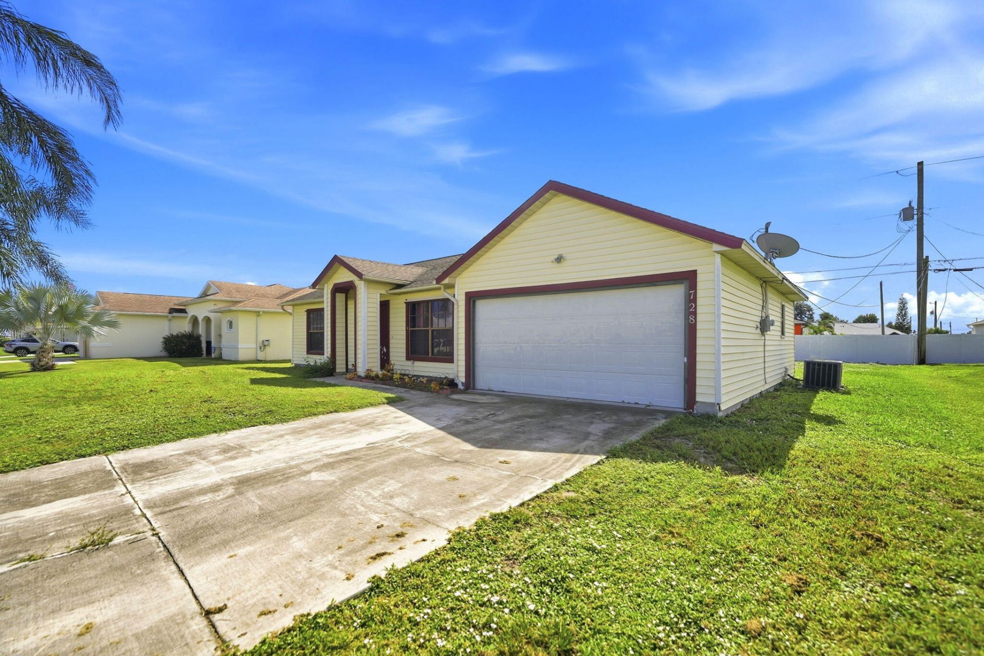 728 SW Hamberland Avenue, Port Saint Lucie, FL 34953 Photo