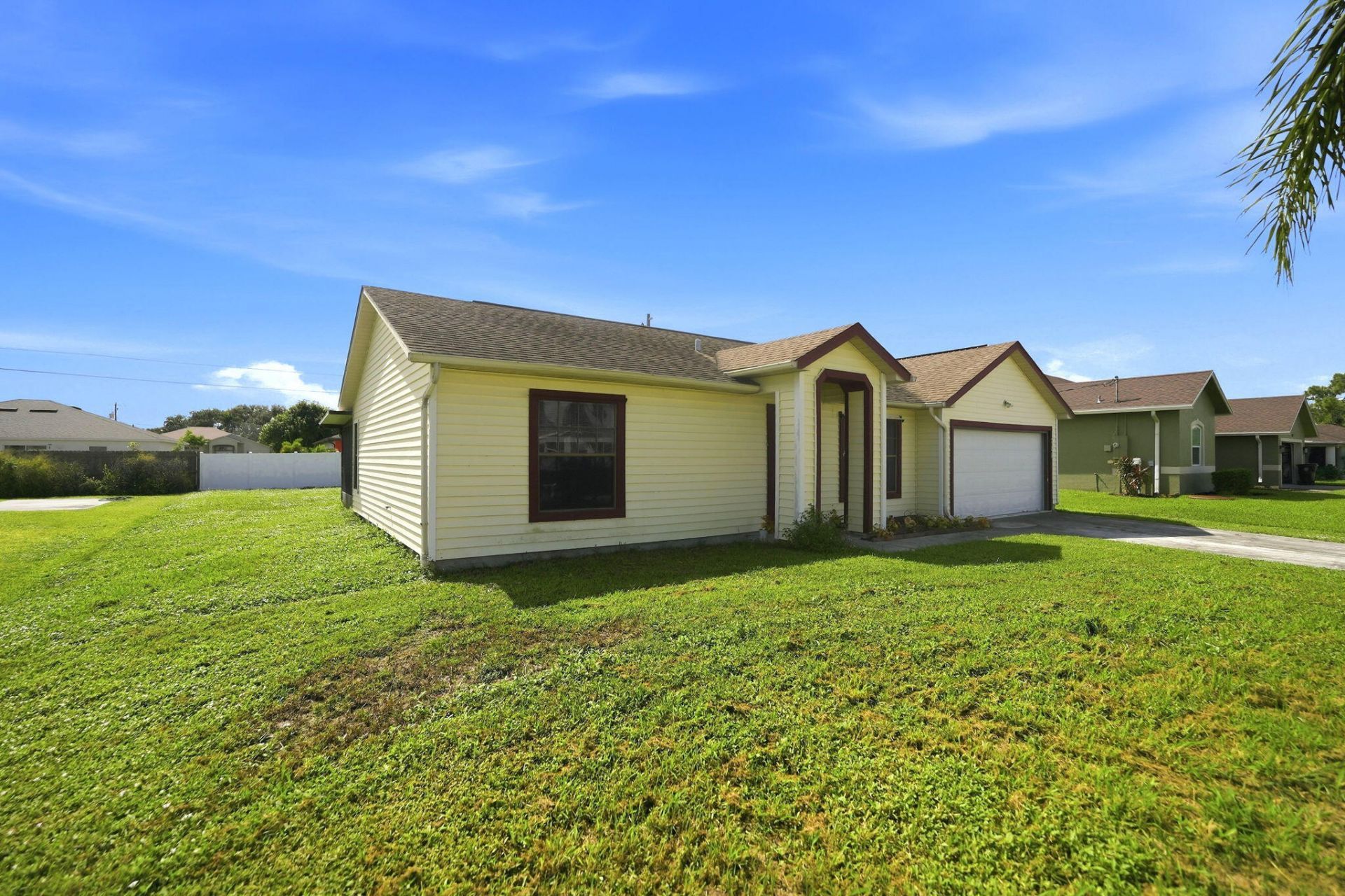 728 SW Hamberland Avenue, Port Saint Lucie, FL 34953 Photo