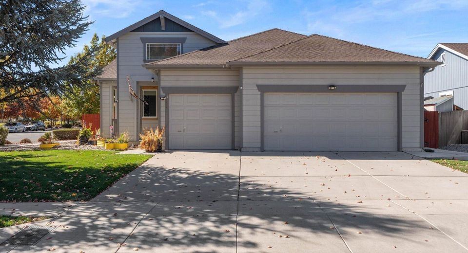9005 Andraste Way, Reno, NV 89506 Photo