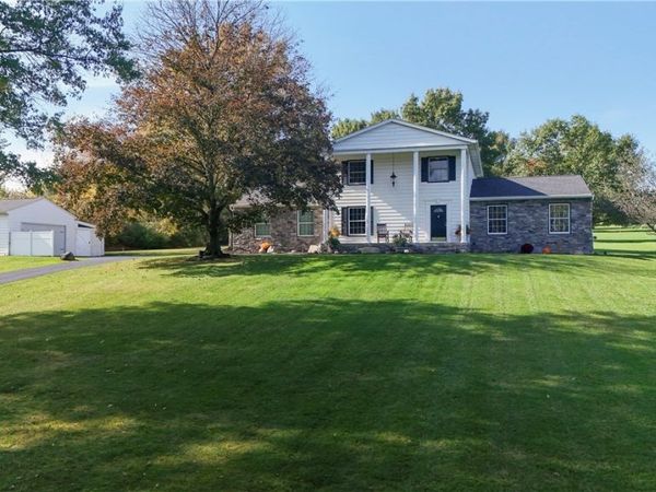 2180 N Revere Road , Akron, OH 44333