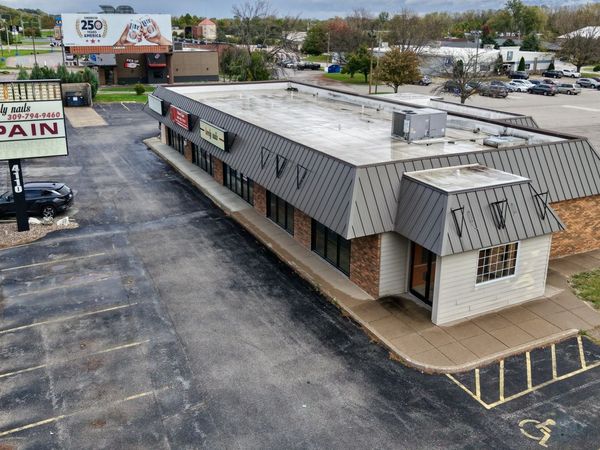4110 Blackhawk Road, Rock Island, IL 61201
