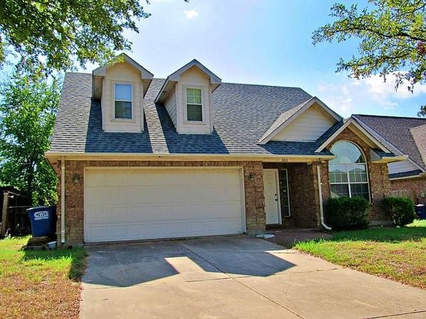 313 Timbercreek Court , Princeton, TX 75407