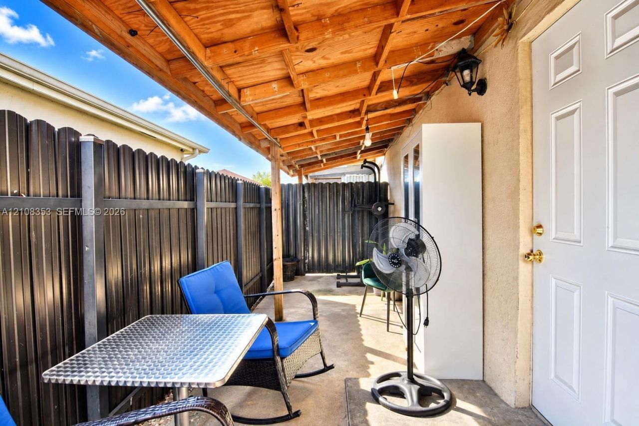 12190 SW 250th Ter, Homestead, FL 33032 Photo