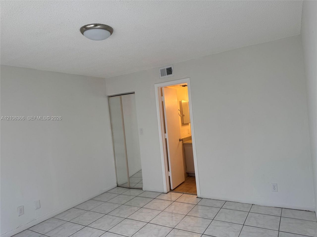 9944 Nob Hill Ct, Unit 9944, Sunrise, FL 33351 Photo