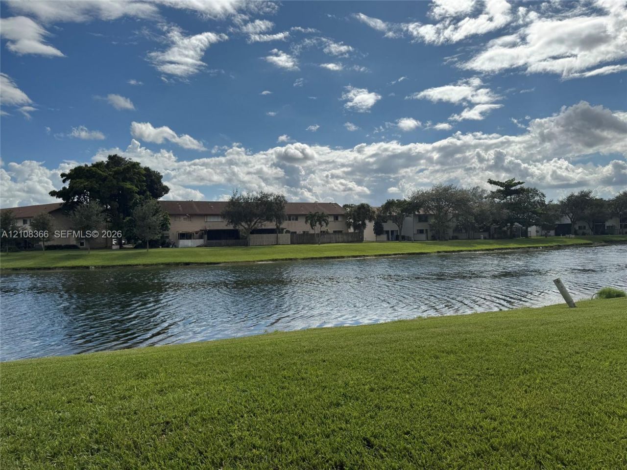 9944 Nob Hill Ct, Unit 9944, Sunrise, FL 33351 Photo