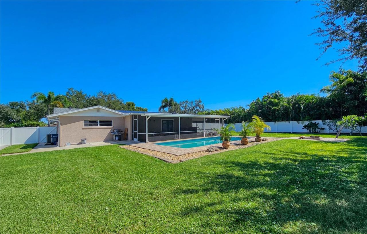 2304 50th Street W, Bradenton, FL 34209 Photo