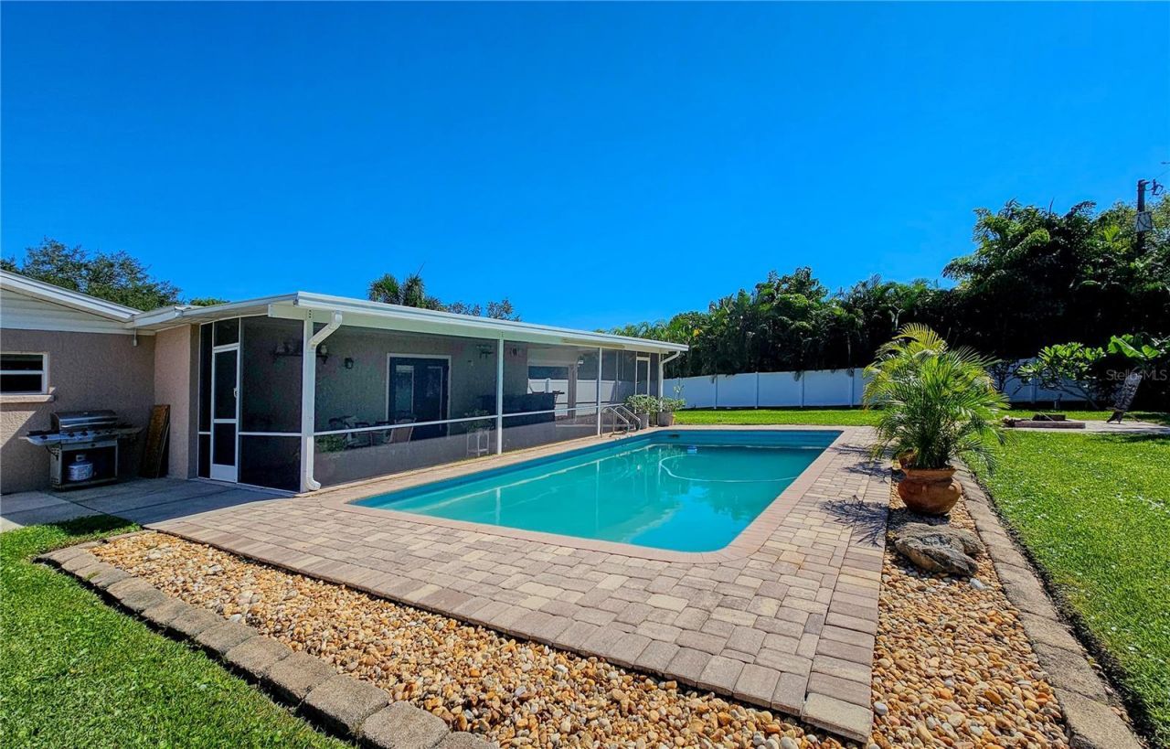 2304 50th Street W, Bradenton, FL 34209 Photo