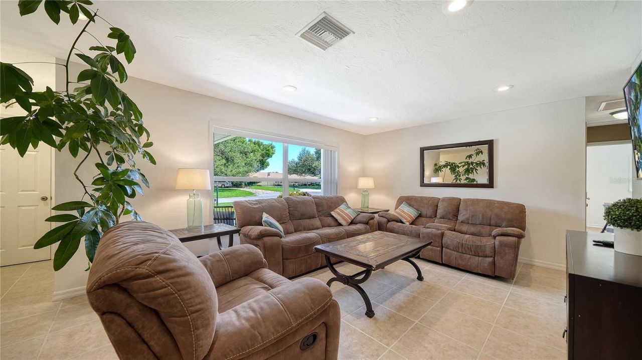 2304 50th Street W, Bradenton, FL 34209 Photo