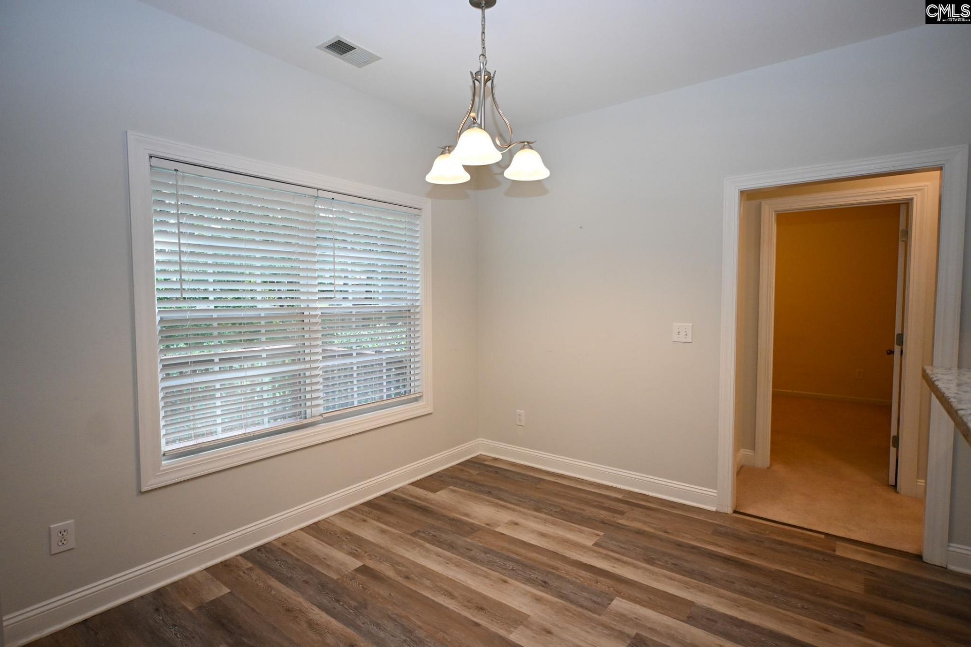 205 Black Walnut Drive  Photo 16