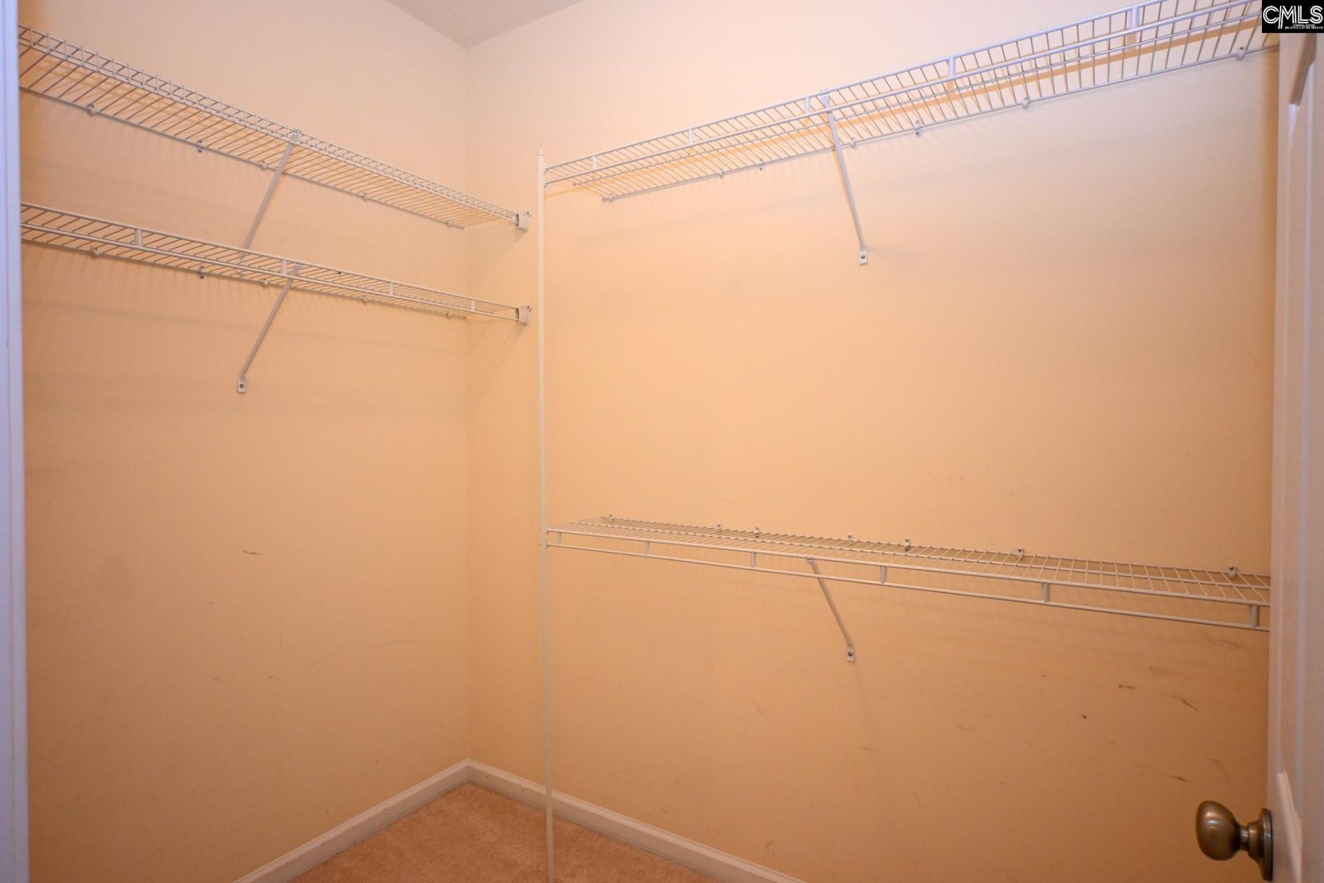 205 Black Walnut Drive  Photo 33