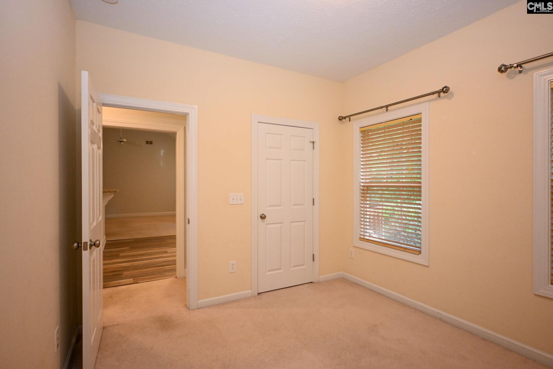 205 Black Walnut Drive  Photo 35