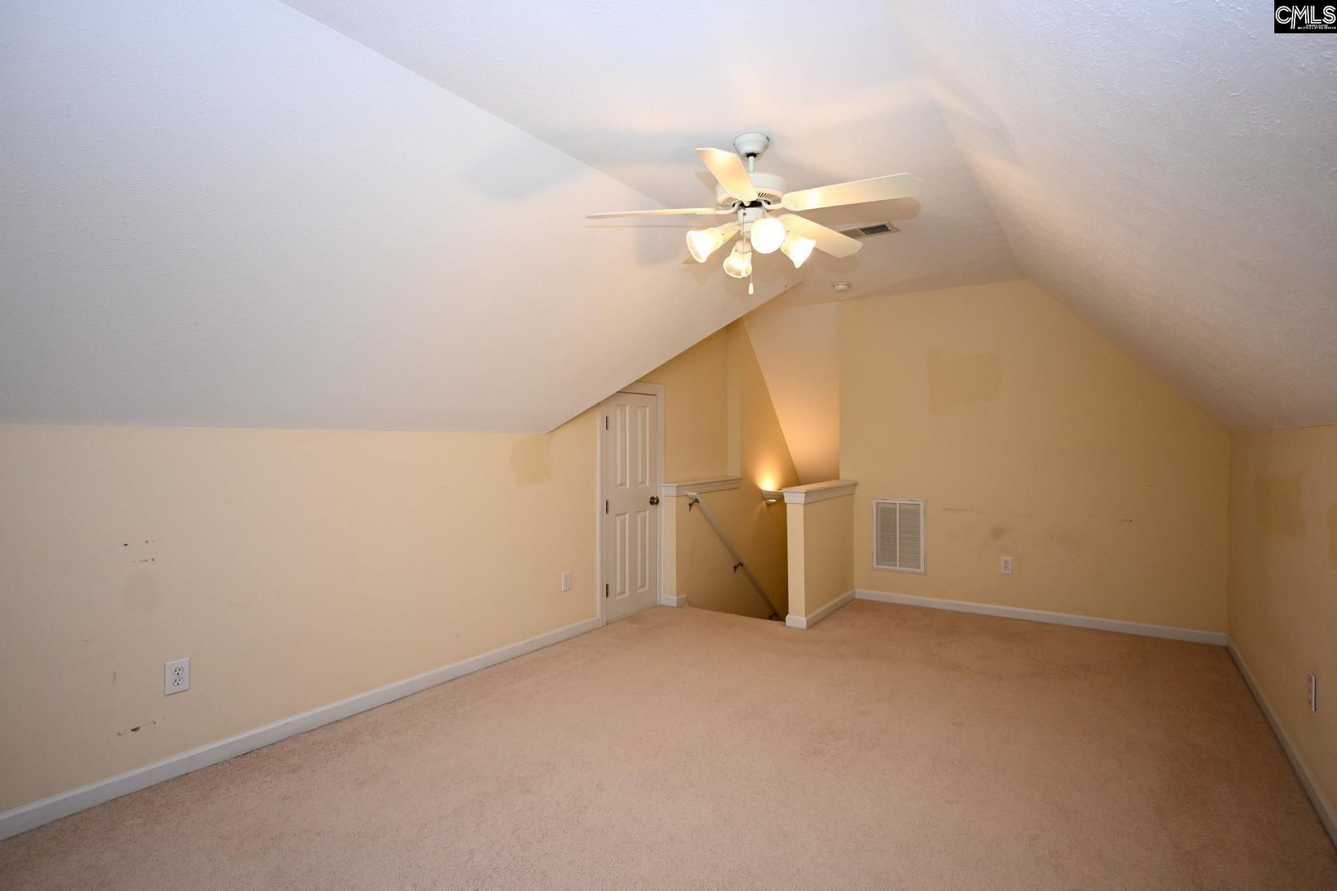 205 Black Walnut Drive  Photo 44