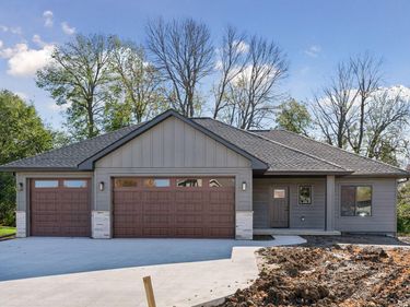 1239 Bellflower Lane, Owatonna, MN 55060