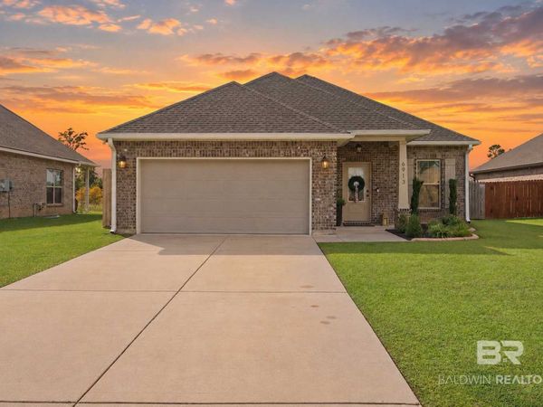 6913 Summerset Drive, Gulf Shores, AL 36542