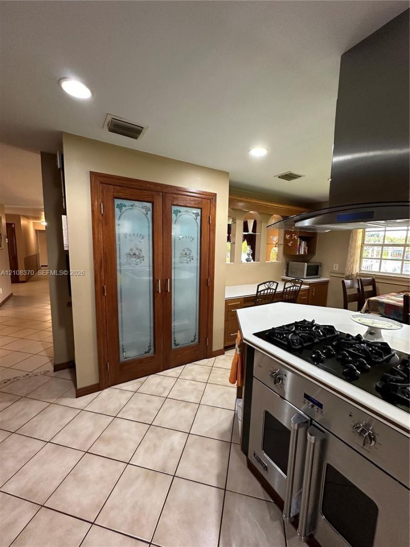 18901 SW 63rd St , Southwest Ranches, FL 33332 Photo