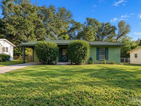 913 Lagoon Dr, Pensacola, FL 32505