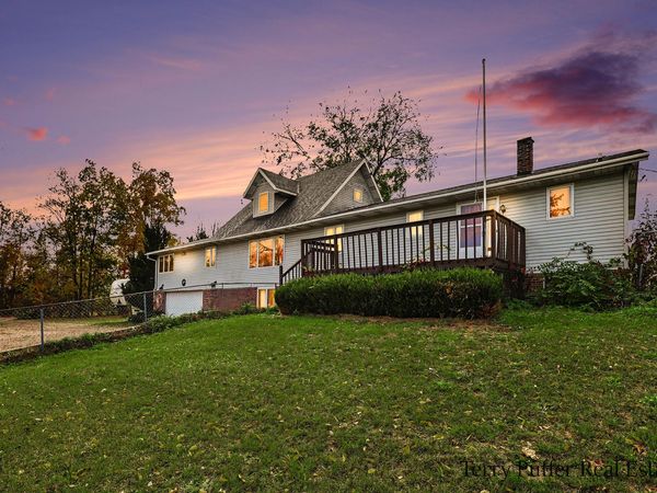 7037 Maple Island Road, Holton, MI 49425