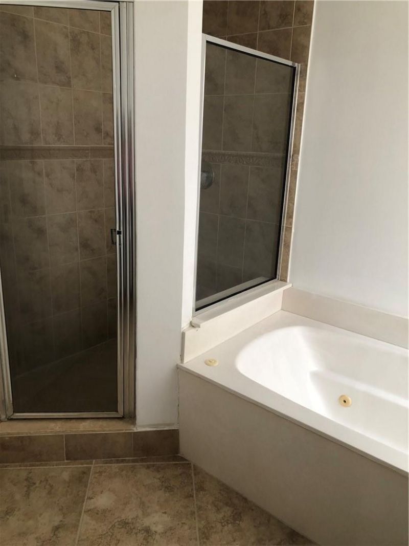887 Savannah Falls Drive, Weston, FL 33327 Photo