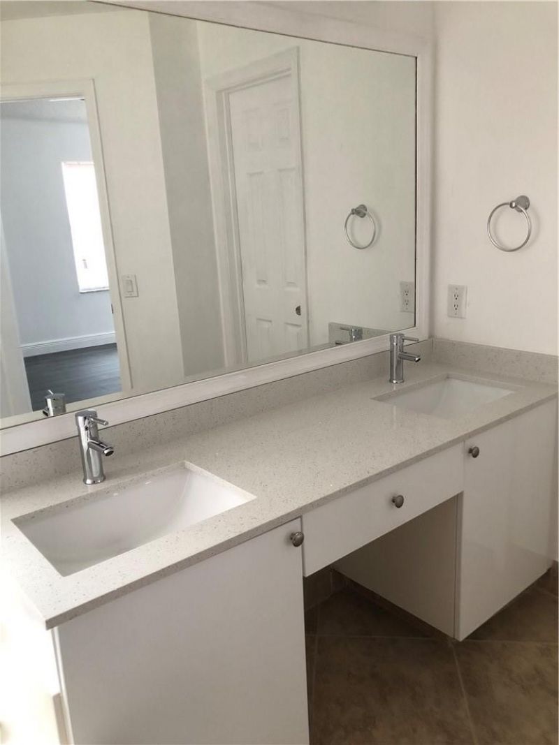 887 Savannah Falls Drive, Weston, FL 33327 Photo