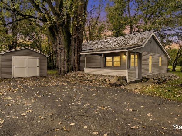 123 Sherman, Nashville, MI 49073