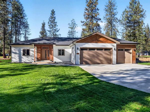 510 Hogans Way, Chewelah, WA 99109