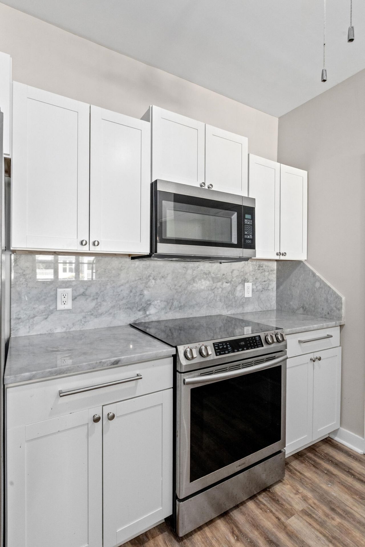 100 Bucksley Lane Photo 13