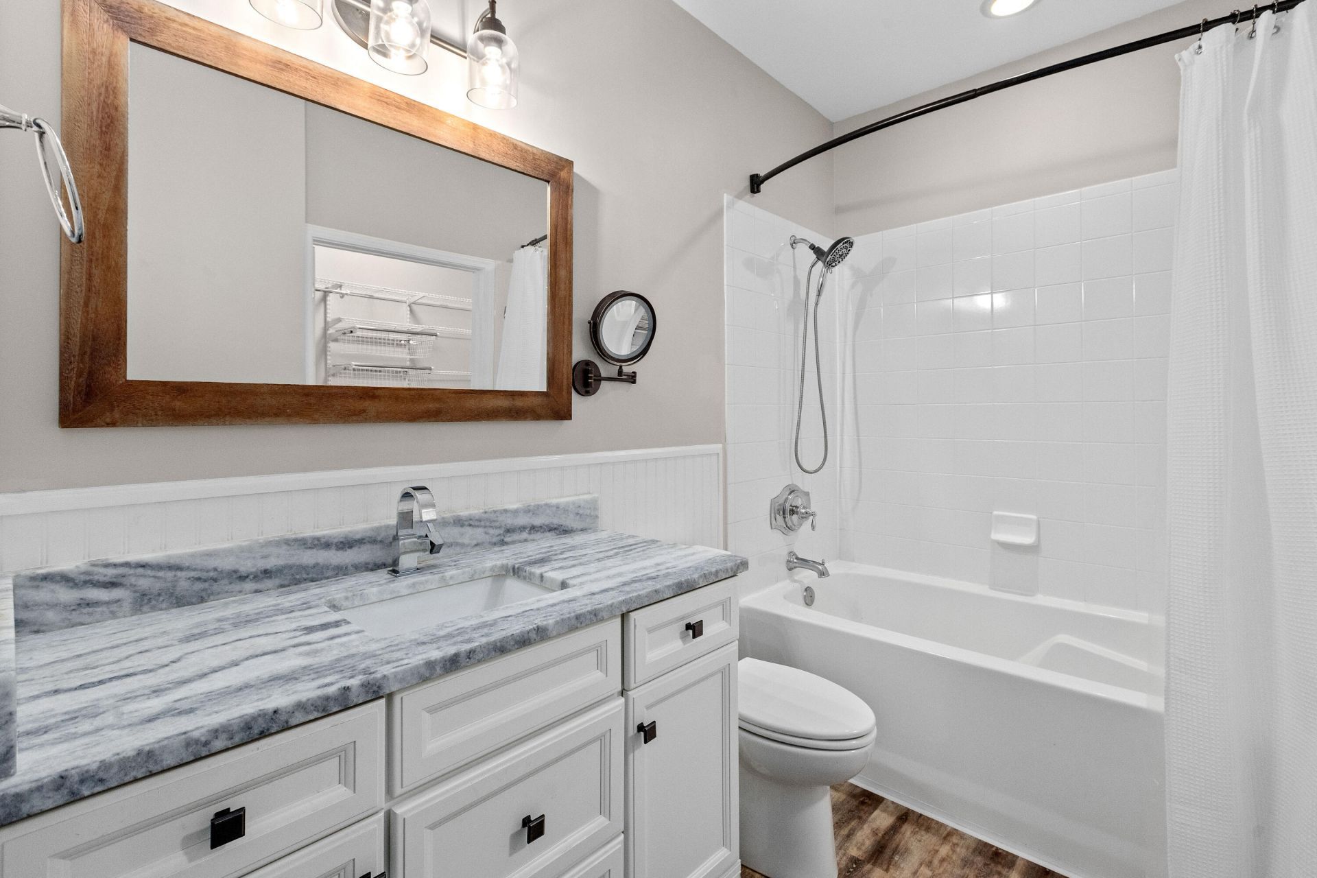 100 Bucksley Lane Photo 21