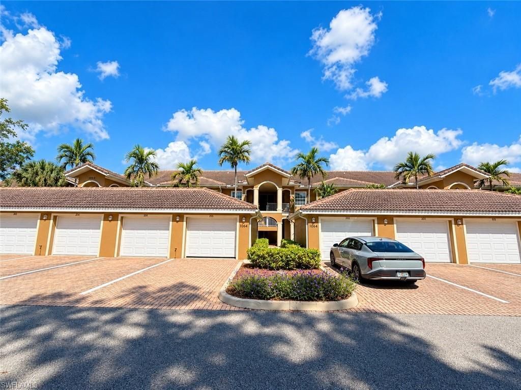 1064 Winding Pines Cir N, Unit 203, Cape Coral, FL 33909 Photo
