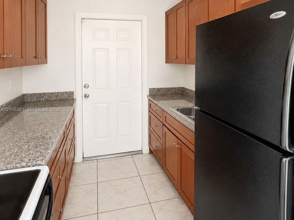621 NW 177th St , Unit 101, Miami Gardens, FL 33169