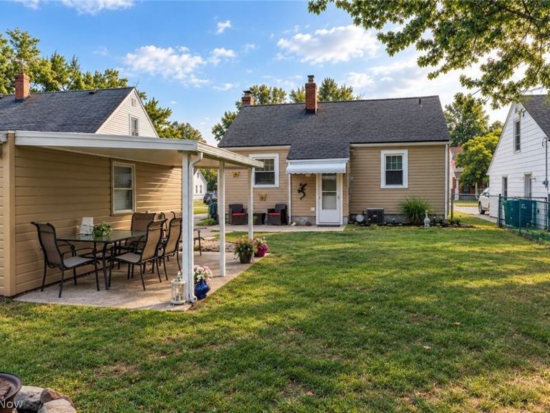 525 Waverly Road, Eastlake, OH 44095 Photo 12