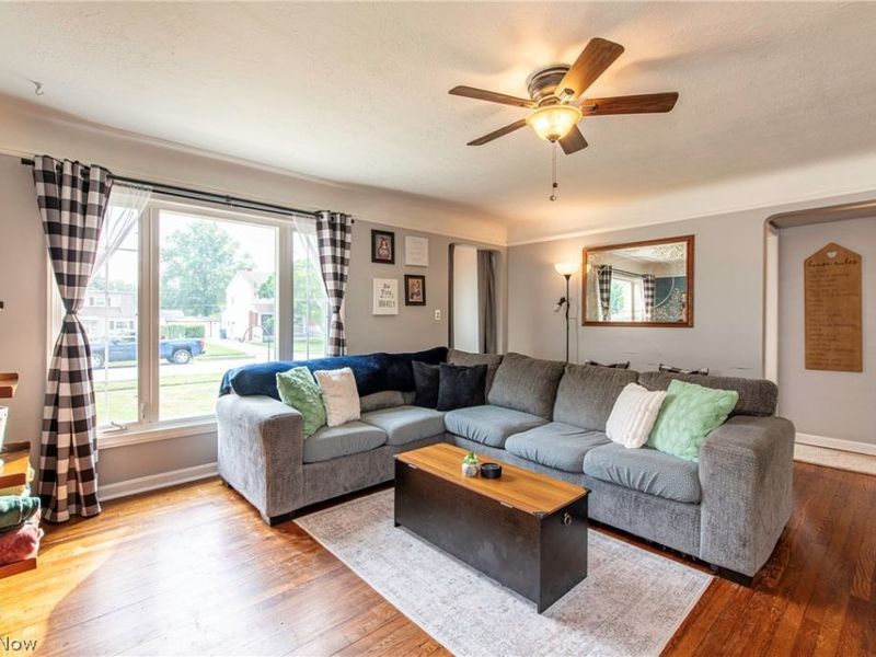 525 Waverly Road, Eastlake, OH 44095 Photo 6