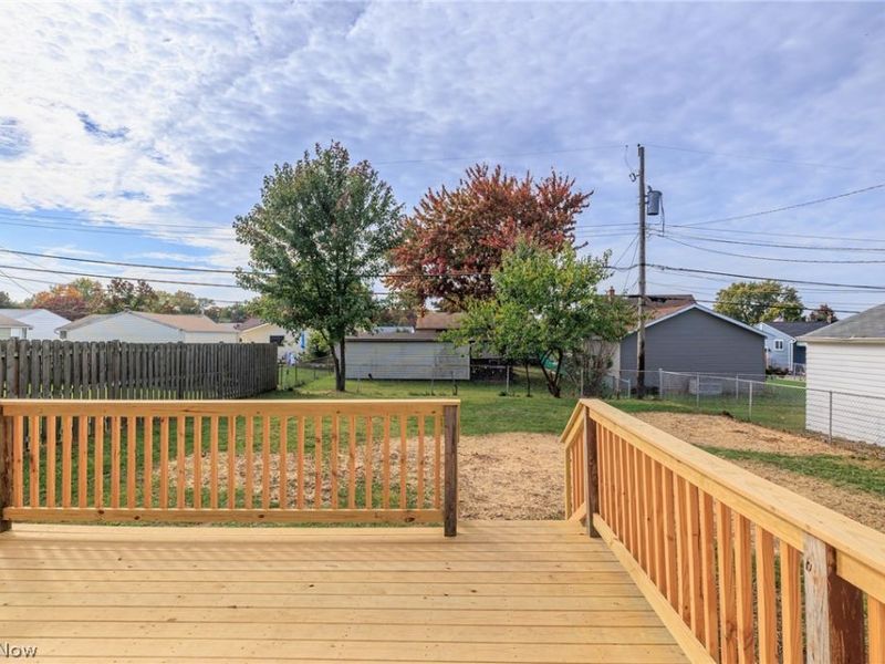 6498 Stonecrest Drive, Brook Park, OH 44142 Photo 26