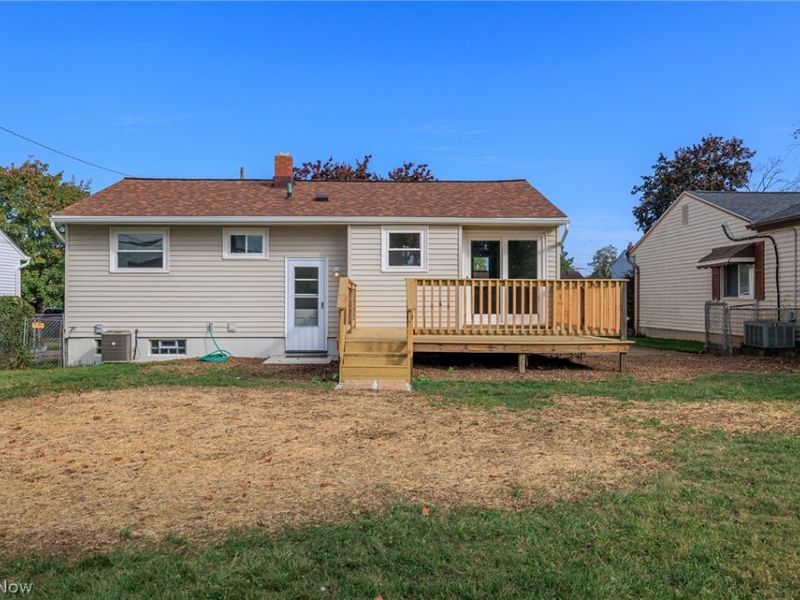 6498 Stonecrest Drive, Brook Park, OH 44142 Photo 29