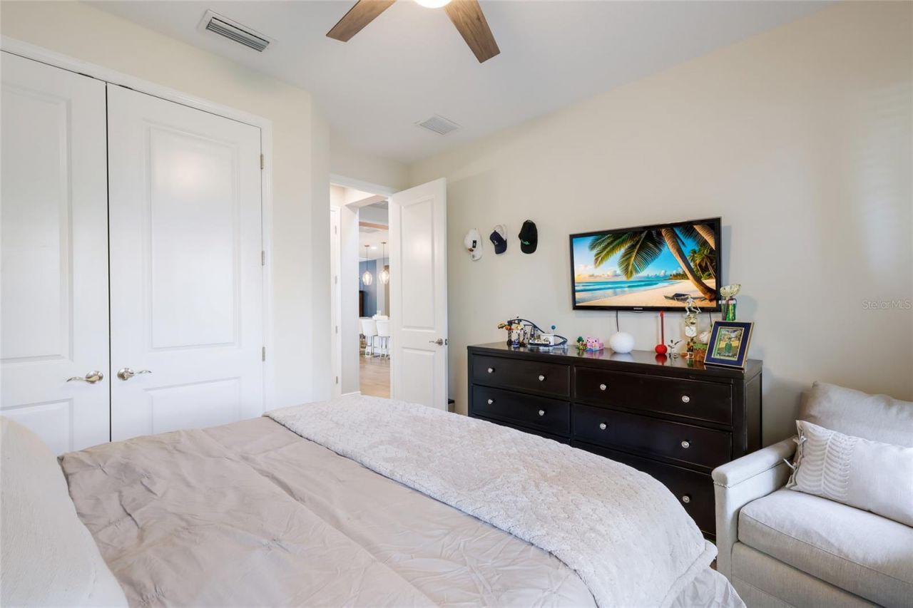 2210 Woodleaf Hammock Court, Lakewood Ranch, FL 34211 Photo