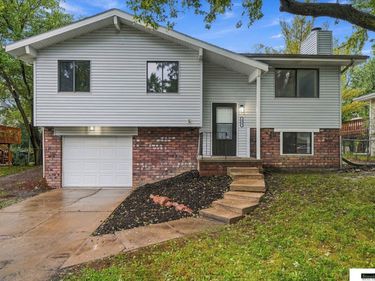 423 Bridger Road, Lincoln, NE 68521