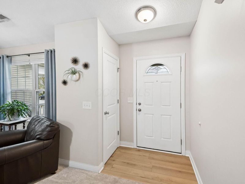 5947 Meehan Road, Dublin, OH 43016 Photo 6