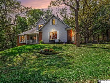 20806 Meadow Ridge Circle, Springfield, NE 68059