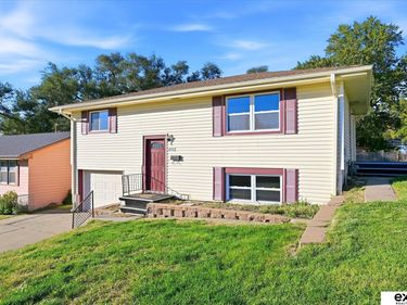 4352 Kansas Avenue, Omaha, NE 68111