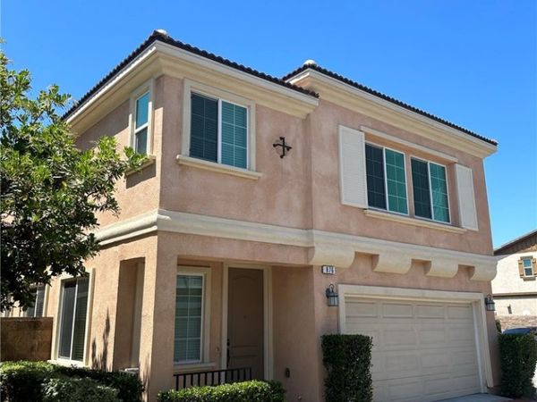 876 Madison Court, Upland, CA 91784