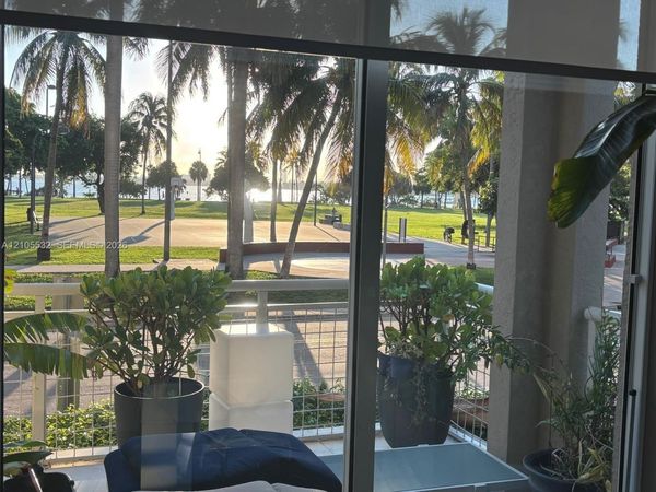 2000 N Bayshore Dr , Unit 110, Miami, FL 33137