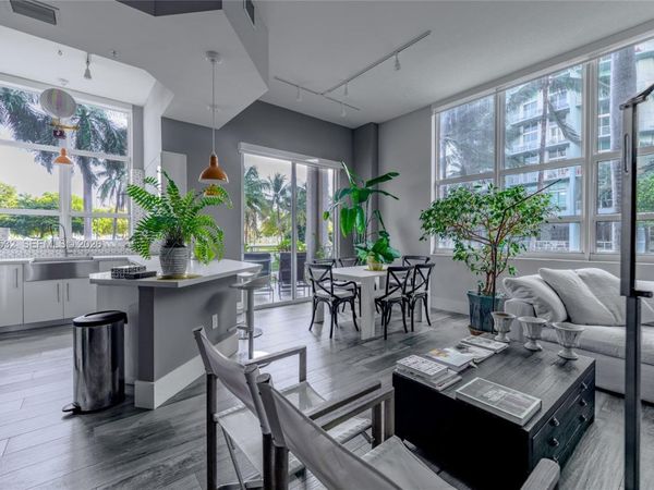 2000 N Bayshore Dr , Unit 110, Miami, FL 33137