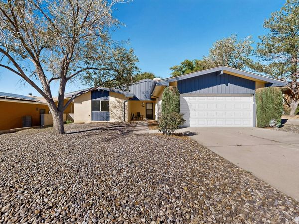 8917 Pony Express Trail NE, Albuquerque, NM 87109