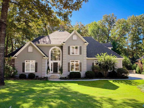 404 Ferncrest Street, Hartselle, AL 35640