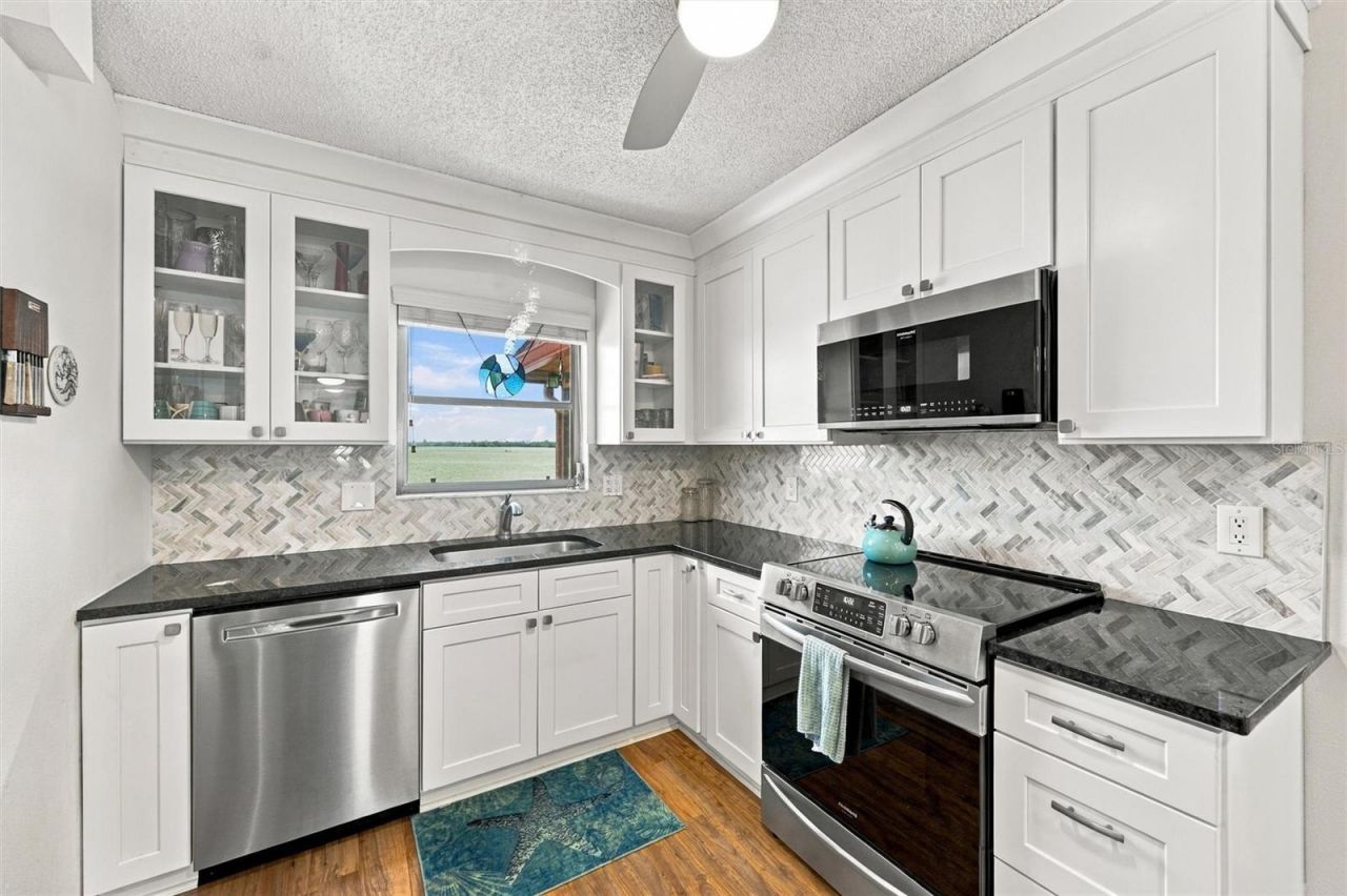 3849 Catalina Drive, Bradenton, FL 34210 Photo