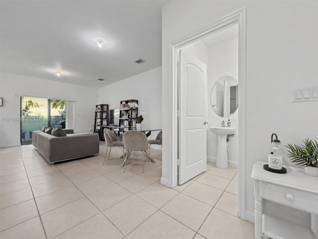 20374 NW 4th Path , Miami Gardens, FL 33169 Photo