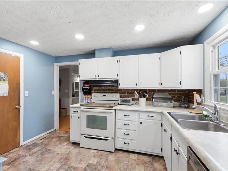 172 East Drive, Dayton, OH 45458 Photo 6